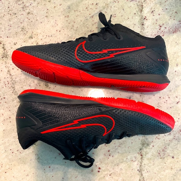 Nike Mercurial Indoor Soccer Boots - Picture 1 of 8